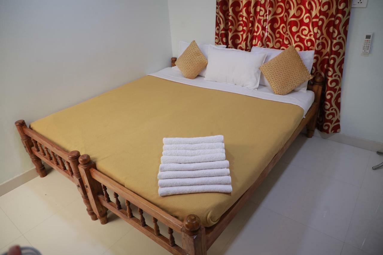 Pavithram Residency Bed & Breakfast Kollam Exterior foto