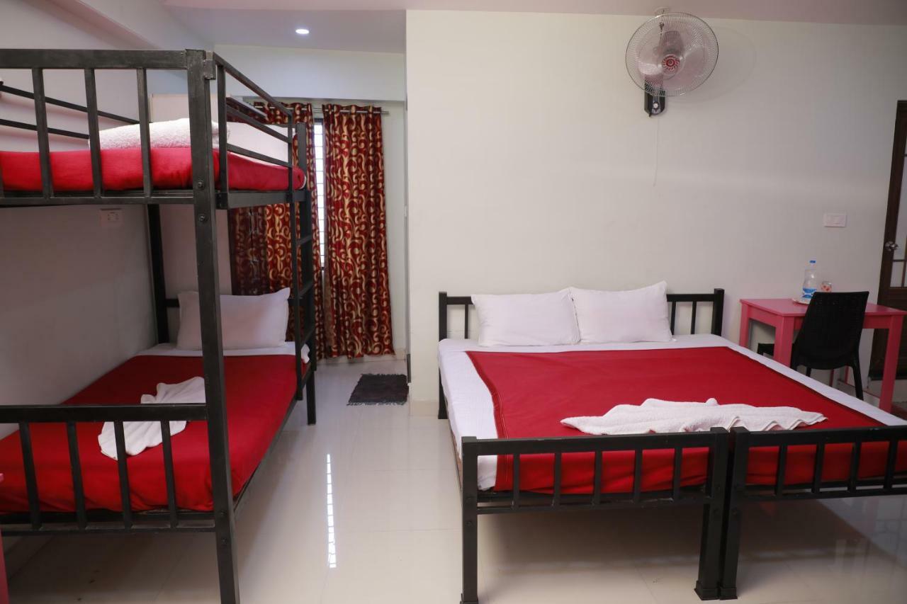 Pavithram Residency Bed & Breakfast Kollam Exterior foto