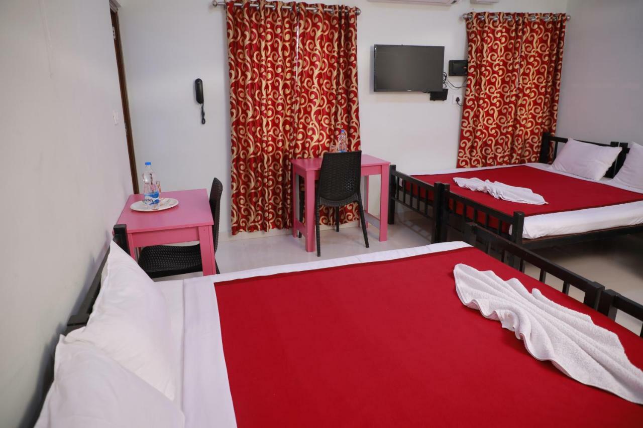 Pavithram Residency Bed & Breakfast Kollam Exterior foto