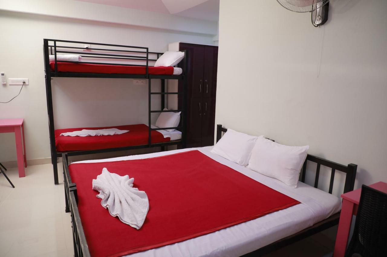 Pavithram Residency Bed & Breakfast Kollam Exterior foto