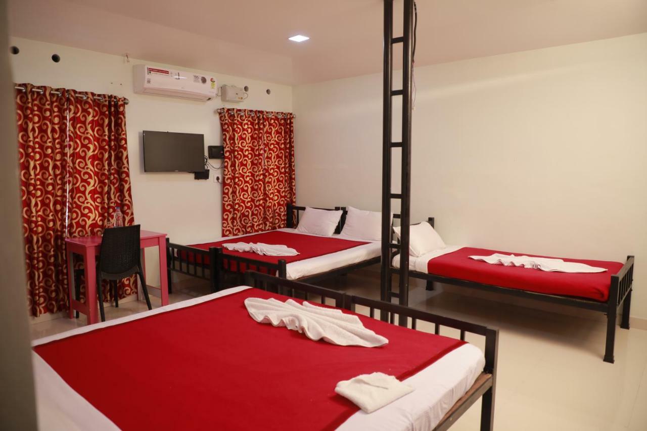 Pavithram Residency Bed & Breakfast Kollam Exterior foto